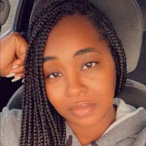 Meet your Posher, Donica